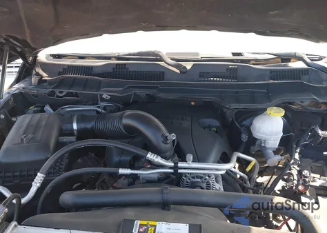 2019 Ram 1500 Classic Express Regular Cab 4X2 6'4 Box z USA, uszkodzony, nr VIN 3C6JR6ATXKG500694